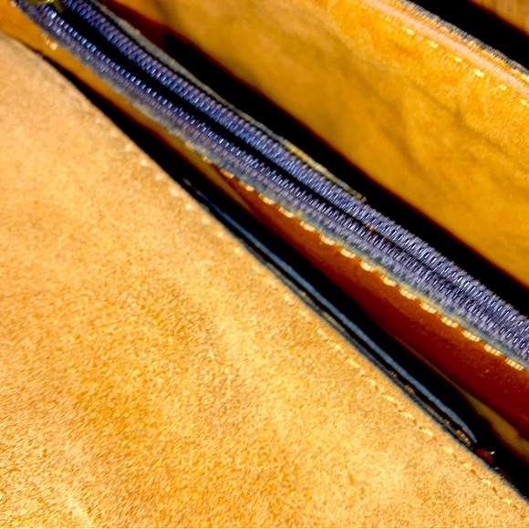 Patricia Nash EUC leather tooled crossbody bag - Picture 7 of 10